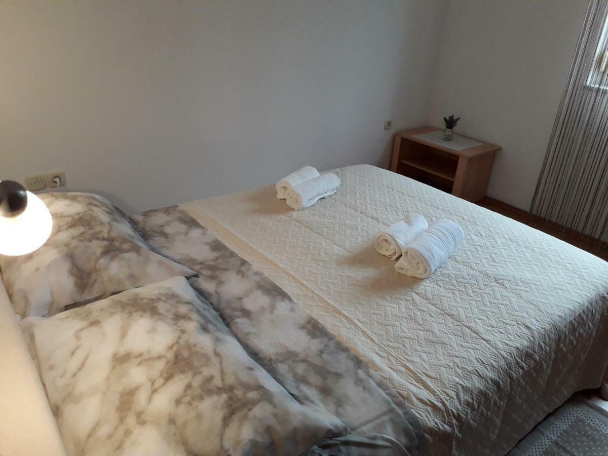 Apartman Lean 普拉 外观 照片