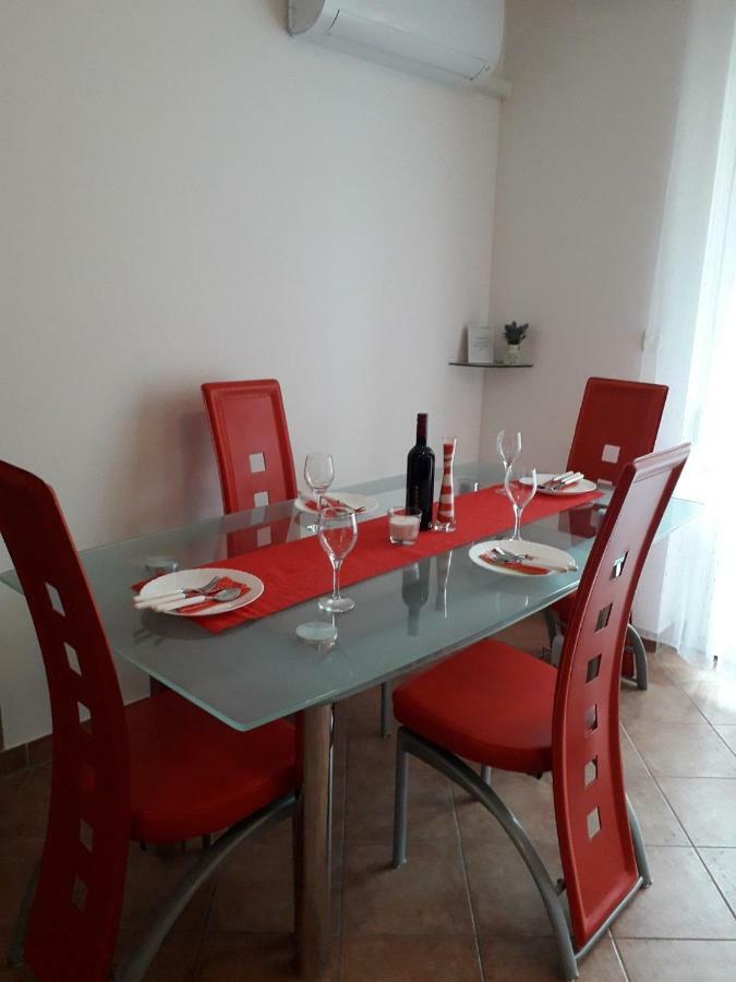 Apartman Lean 普拉 外观 照片