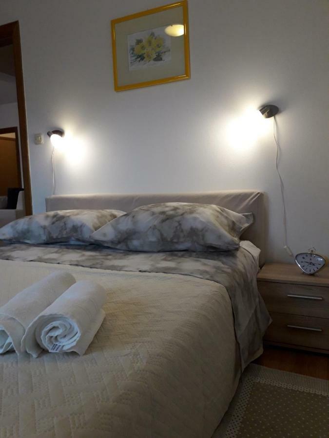 Apartman Lean 普拉 外观 照片