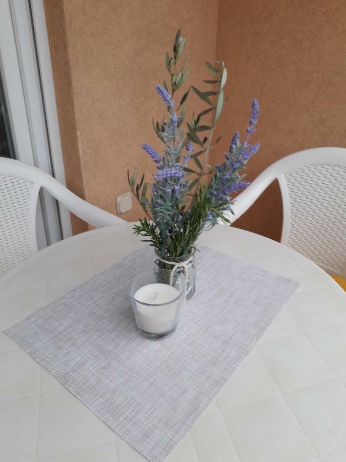 Apartman Lean 普拉 外观 照片